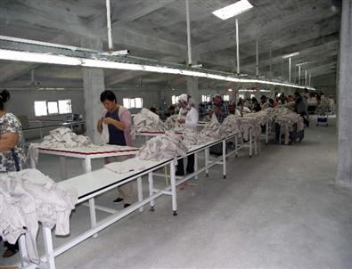 Tekstil Fabrikasında İşçi Başvuruları Devam Ediyor