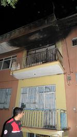 BEYDAĞı - Oturduğu Evi Ateşe Verdi