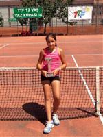 TENİS KULÜBÜ - Lara 12 Yaşında Şampiyon Oldu