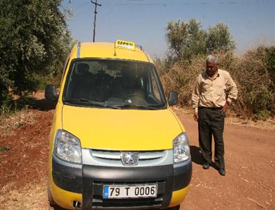 Sınır İhlali Yapan Suriyeli, İki Türk Otomobiline Ateş Açtı