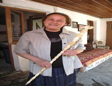 Asırlık Gül Motifli Asa Emin Ellerde