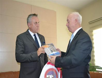 Macaristan Başkonsolosu Kayseri Valiliğini Ziyaret Etti