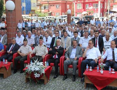 Vali Şahin'den Gözyaşları İle Ayrıldı