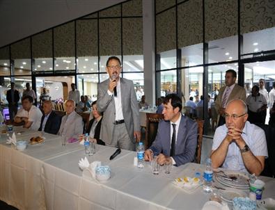 Harikalar Diyarı'nda Harika Akşam