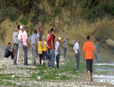Karadeniz'de Boğulan İki Kardeşten Biri Bulundu