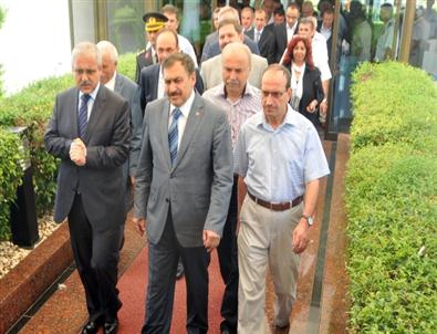 Prof.dr.veysel Eroğlu, Dalaman İlçe Teşkilatını Ziyaret Etti