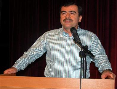 Erdem, “büyükşehir Yasasına İtiraz Edenler Şimdi Adaylık ve Hizmet İçin Yarışa Giriyor”