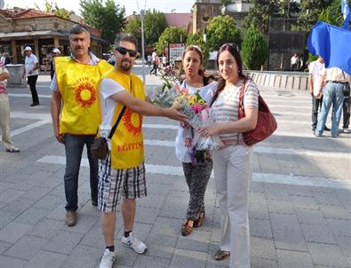 Toplu İş Sözleşmesine Karşı Başlayan Yürüyüş Uşak’a Ulaştı