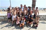 GAZİEMİR BELEDİYESİ - Gaziemirli Çocuklar Denizin Keyfini Çıkardı