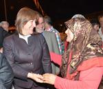 EMİNE TEYZE - Milletvekili Gönül Kartepe Belediyesi İftar Programına Konuk Oldu