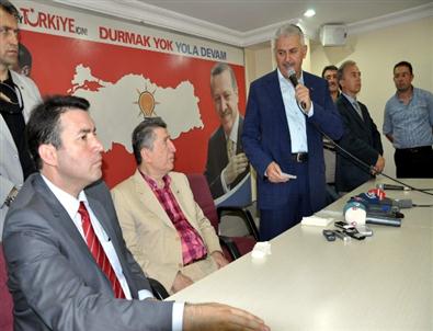 Ulaştırma Bakanı Yıldırım, Partililer İle Buluştu