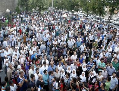 BDP’den Suriye’ye Destek Eylemi