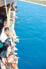 UÇURTMA SÖRFÜ - Taşucu’nda Olta Balıkçılığı Yarışması Yapıldı