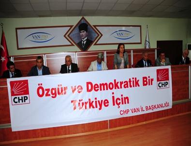 Chp’den 'özgür ve Demokratik Bir Türkiye İçin' Toplantısı