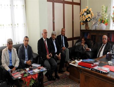 Chp’li Vekiller Çözüm Süreci İçin Van’da