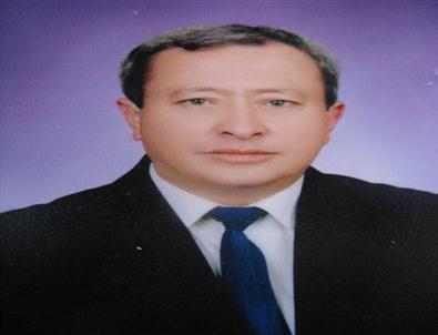 Saruhanlı'da Motosikletli Muhtara Otomobil Çarptı