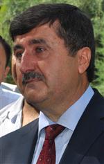 KİMSESİZ ÇOCUKLAR - Yeni Trabzon Valisi'nin Gözyaşları