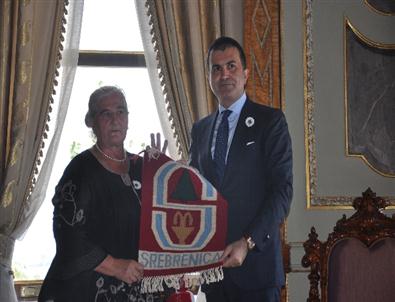 Bakan Çelik Srebrenitsalı Anneleri Ağırladı