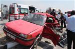 MERKEZ EFENDİ - Manisa'da Trafik Kazası: 1 Ölü, 9 Yaralı