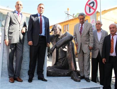 Cemal Süreya'nın Doğduğu Kente Heykeli Dikildi