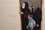 Suriyeli Aile Camiye Sığındı