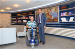 Başkan İsmail Bayram’dan Akülü Engelli Arabası