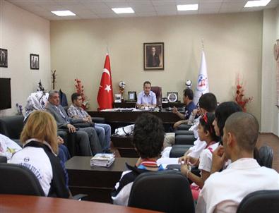 Karatecilerden Yıldız'a Ziyaret