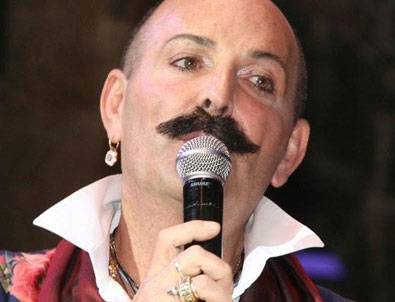 Karayılan'dan Cemil İpekçi'ye üniforma siparişi