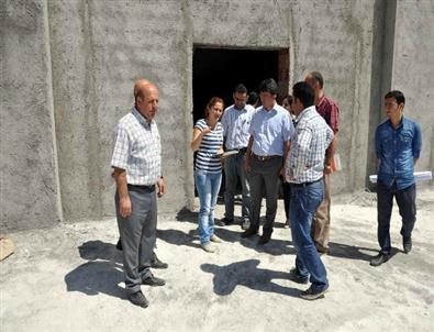 Vali Vekili Uyanık, Hükümet Konağı İnşaatında İncelemelerde Bulundu