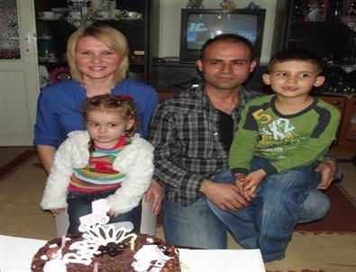 Babaları Tarafından Öldürülen 2 Çocuğun Cesedi Yakınlarına Teslim Edildi