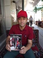 Başbakan Erdoğan İçin Yazdığı Şiirlerini Kitaplaştırdı