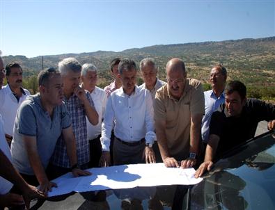 Karayolları 8. Bölge Müdürü Tut ve Besni’de İncelemelerde Bulundu