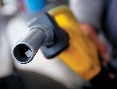 Benzine, motorine ve LPG'ye zam
