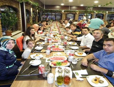 Firmalar İftarda Buluştu