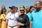 HOLLYWOOD - Bo Derek Çanakkale Boğazı'nı Yüzerek Geçti