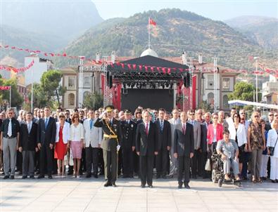 Manisa'da 30 Ağustos Zafer Bayramı Kutlamaları