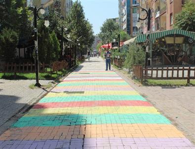 Diyarbakır’dan ‘gökkuşağı’na destek