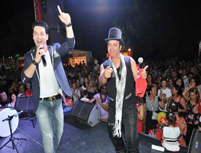 İzmir Fuarında Atatürk Coşkusu