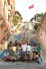 MEHMET AĞAR - Şehir Sakin, Merdivenleri Renkli