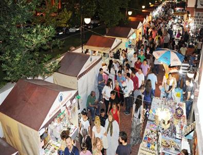 Ankaralılar Kadir Gecesi’nde De Hamamönü’ne Akın Etti