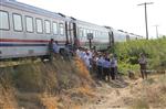 İBRAHIM KARA - Akhisar’da Tren Kazası: 3 Ölü