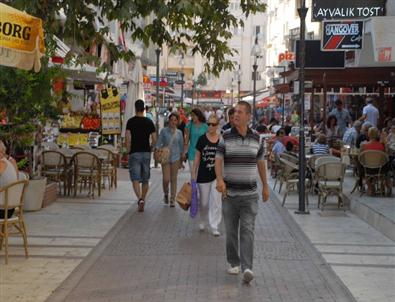 Bayram, Kuşadası Esnafının Beklentilerini Karşılamadı