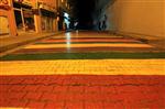 VAN BELEDİYE BAŞKANI - Sokağı Gökkuşağı Renklerine Boyayarak '1 Eylül' İsmini Verdiler