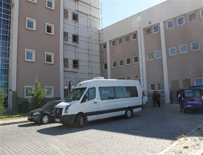 Yaralı Japon Genç Kızın Ailesi Türkiye'de