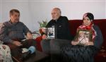 BANU ÖZDEMİR - CHP Konak İlçe Başkanı'ndan, Cinayet Kurbanı Ünlüer'in Ailesine Ziyaret