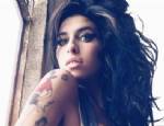 Amy Winehouse'dan Yeni Şarkı