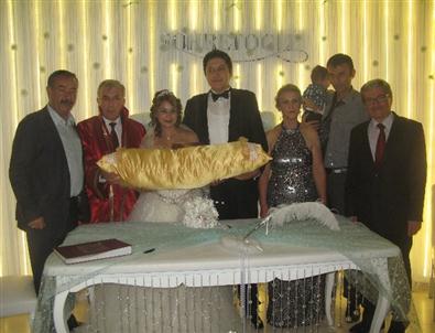 Oğlunun Nikahını Kıydı