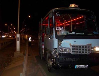 Minibüs Altında Kalan Genç Öldü