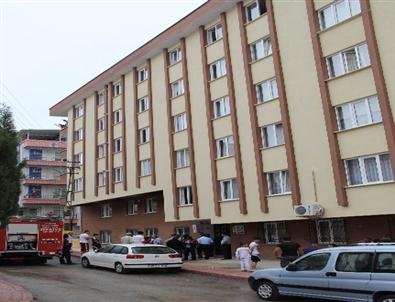 Samsun'da Yangında 2 Kişi Hastanelik Oldu