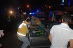 MUHAMMET ÖZCAN - Trafik Kazasında Sekiz Kişi Yaralandı